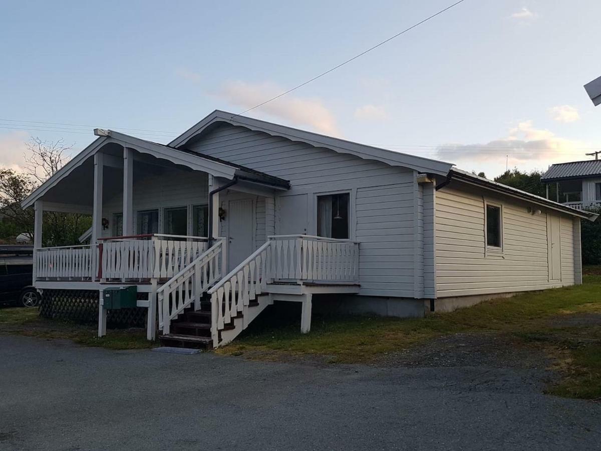 Lyngsalpan Cruise Lodge - Rodtinden Nord-Lenangen Exterior foto